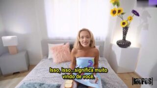 Comendo a Loira Gostosa Perdida – Porno com legenda