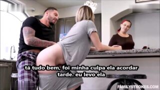 PornKai Legendado – Despertando a Enteada com Transa