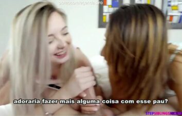 Mano Pegando a Colega e Penetrando com Força na Irmã Amada – Porno Legendado